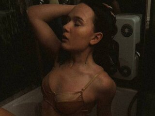 Online jasmine DavinaHislip