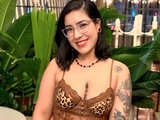Shows pictures HannaPurple